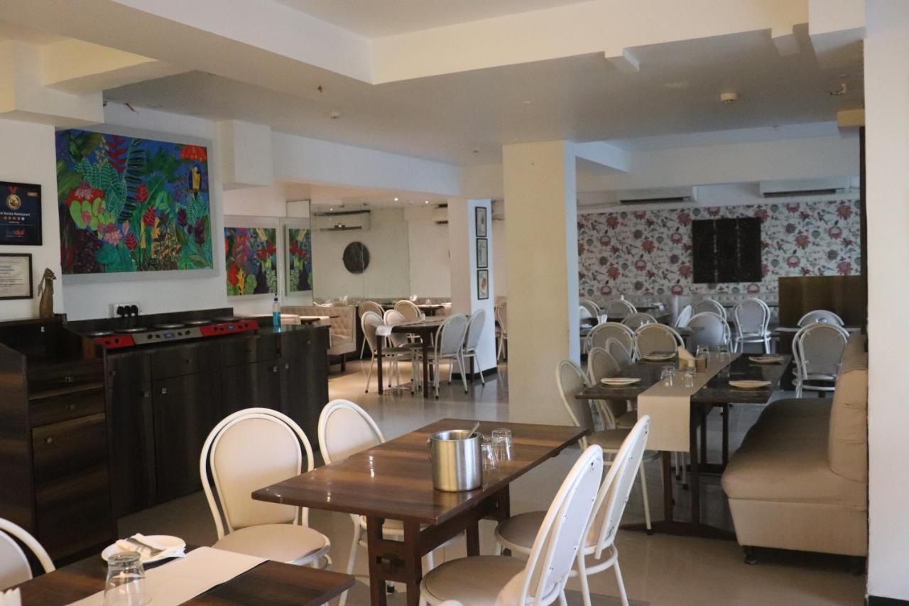 Hotel Samraj Bombaj Zewnętrze zdjęcie